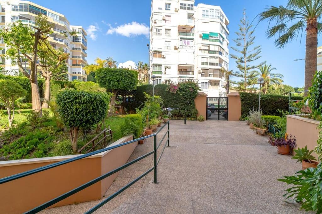 Appartamento Desayuno Con Vistas, Parking Privado Terraza La Cala Del Moral Esterno foto