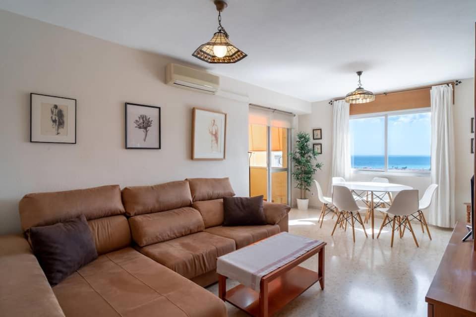 Appartamento Desayuno Con Vistas, Parking Privado Terraza La Cala Del Moral Esterno foto